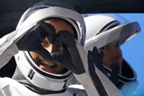 European Space Agency (ESA) astro<em></em>naut Matthias Maurer of Germany gestures while departing the crew quarters for launch aboard a SpaceX Falcon 9 rocket on a mission to the Internatio<em></em>nal Space Station at the Kennedy Space Center in Cape Canaveral, Florida, U.S., November 10, 2021. REUTERS/Joe Skipper     