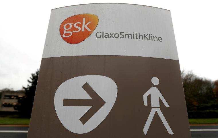 GlaxoSmithKline's (GSK) logo is seen at the pharmaceuticals company's research centre in Stevenage, Britain, November 26, 2019. REUTERS/Peter Nicholls/File Photo