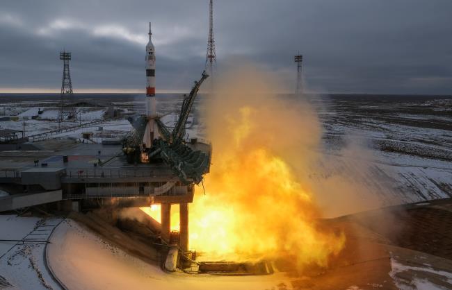 The Soyuz MS-20 spacecraft carrying Roscosmos cosmo<em></em>naut Alexander Misurkin, space flight participants Japanese entrepreneur Yusaku Maezawa and his production assistant Yozo Hirano, blasts off to the Internatio<em></em>nal Space Station (ISS) at the Baiko<em></em>nur Cosmodrome, Kazakhstan, December 8, 2021.  REUTERS/Shamil Zhumatov