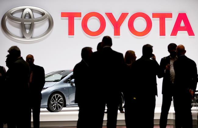 A Toyota logo is displayed at the 89th Geneva Internatio<em></em>nal Motor Show in Geneva, Switzerland March 5, 2019. REUTERS/Pierre Albouy