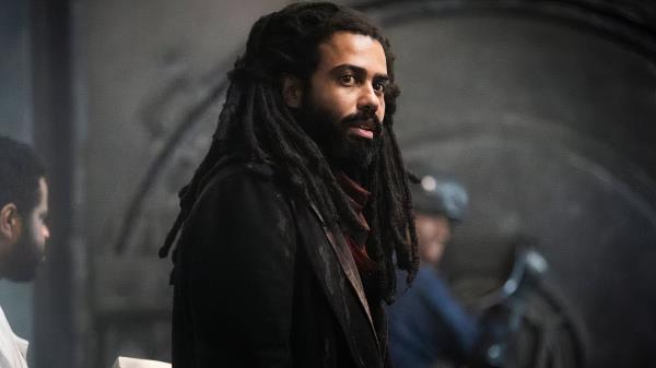 Daveed Diggs as Andre in Snowpiercer looking off-screen