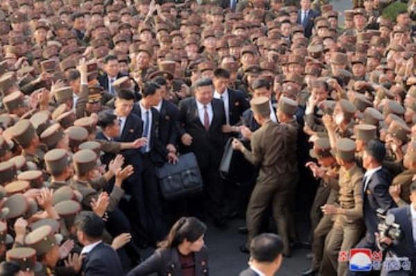 North Korean leader Kim Jong Un visits the Natio<em></em>nal Defense University in Pyongyang.