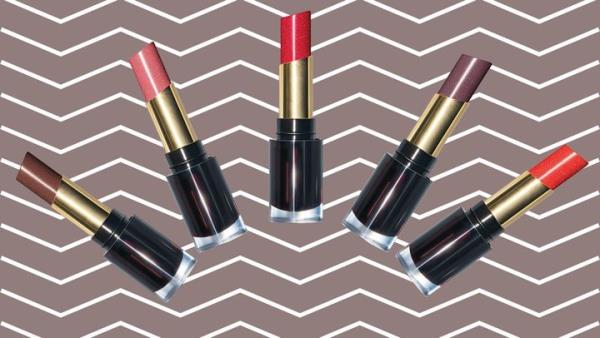 Revlon's Super Lustrous Glass Lip Shine in some of its bestselling shades: Toasting Glasses, Beaming Strawberry, Shine Stealer, Glistening Purple and Fire And Ice.