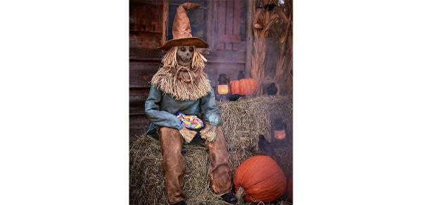 Spirit Halloween Scary Sitting Scarecrow Animatronic