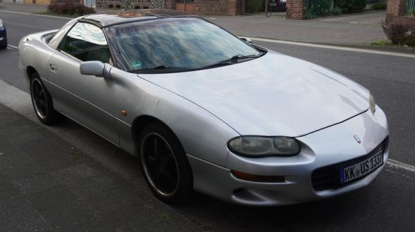 Silver Fourth Generation Camaro on street