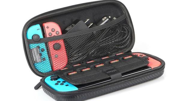 Amazon Basics Carrying Case for Nintendo Switch with co<em></em>nsole and accessories inside.