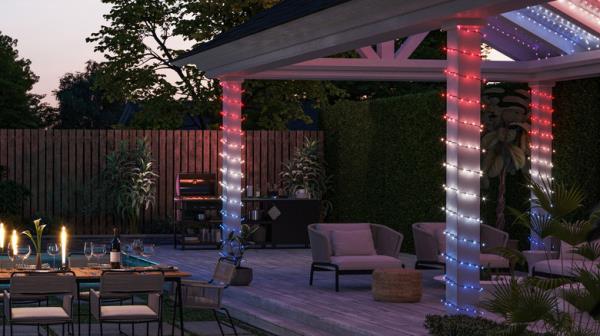 LED lights covers outdoor pillars in festive lighting