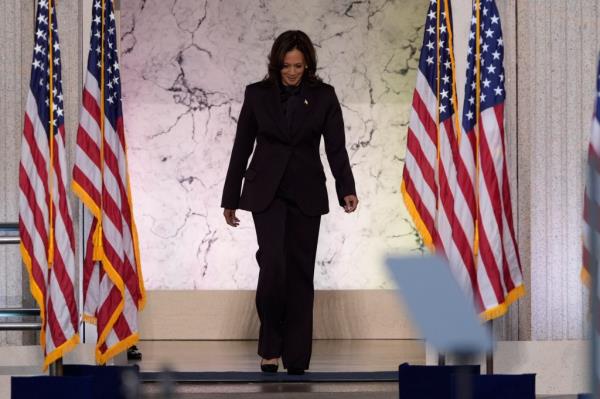 Kamala Harris in a pantsuit.