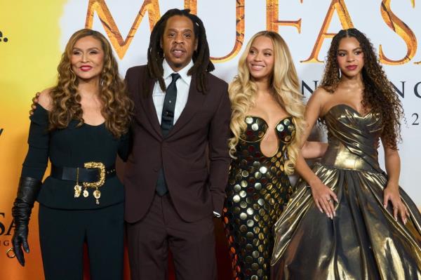 (R-L): Tina Knowles, Jay-Z, Beyo<em></em>nce and Blue Ivy Carter at Disney's "Mufasa" premiere.