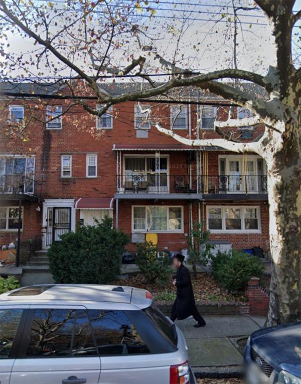 Antoinette Stewart-Gordon, 47, was fatally stabbed in the neck and stomach during a violent domestic clash inside her home on East 81st Street near Flatlands Avenue in Canarsie, cops said.