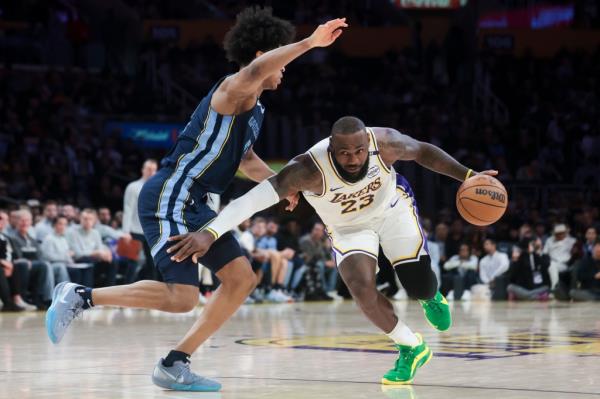 LeBron James drives during the Lakers' win against the Grizzlies on Dec. 15.